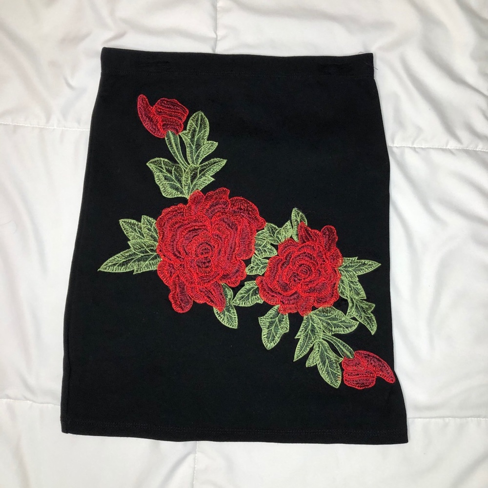 Floral Embroidered Mini Skirt